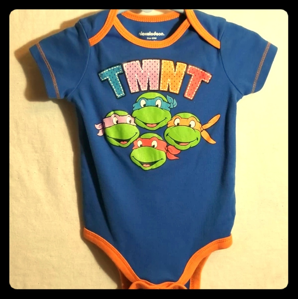Bundle of 2 TMNT onesies